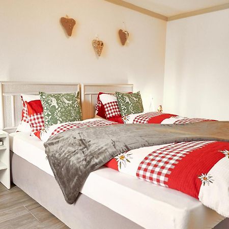 Double Room By Interlaken. Parking Därligen Exterior foto